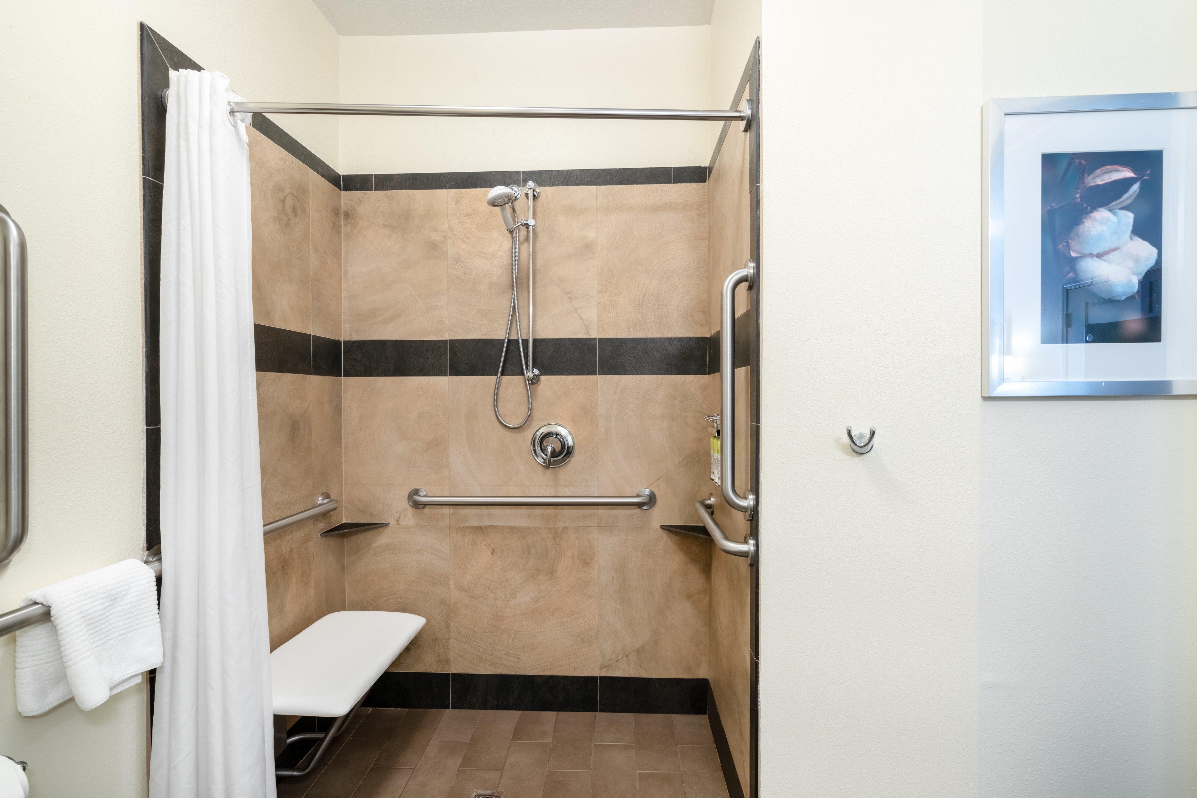 Candlewood By Ihg Auburn